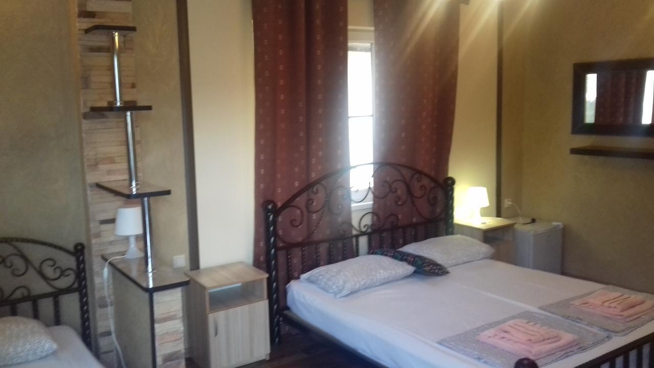 Runo Guest House Gagra Eksteriør billede